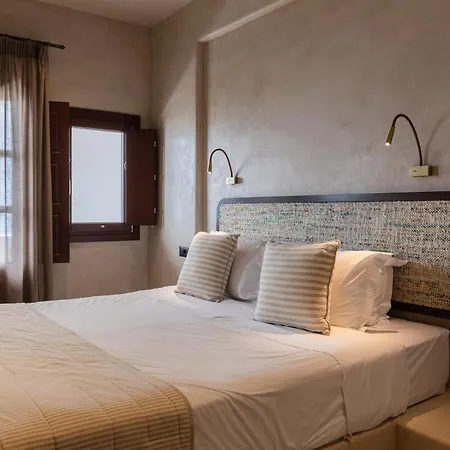 Meroviglia Boutique Apartment Imerovigli (Santorini)