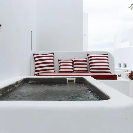 Meroviglia Boutique Imerovigli (Santorini)
